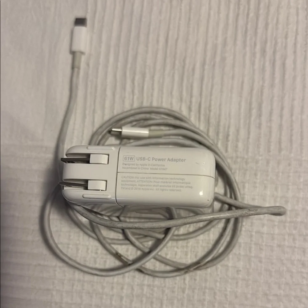 Apple 61W USB-C Power Adapter - White